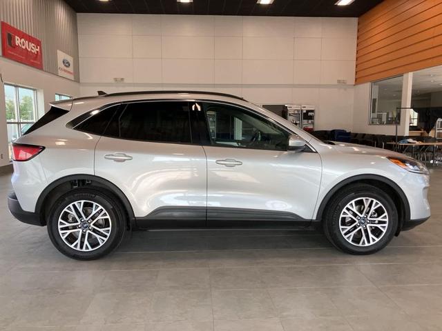 Photo of 2020 Ingot Silver Metallic Ford Escape