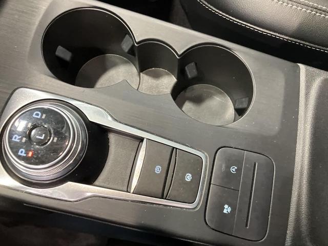 Photo of 2020 Ingot Silver Metallic Ford Escape