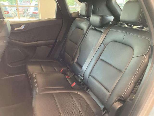 Photo of 2020 Ingot Silver Metallic Ford Escape
