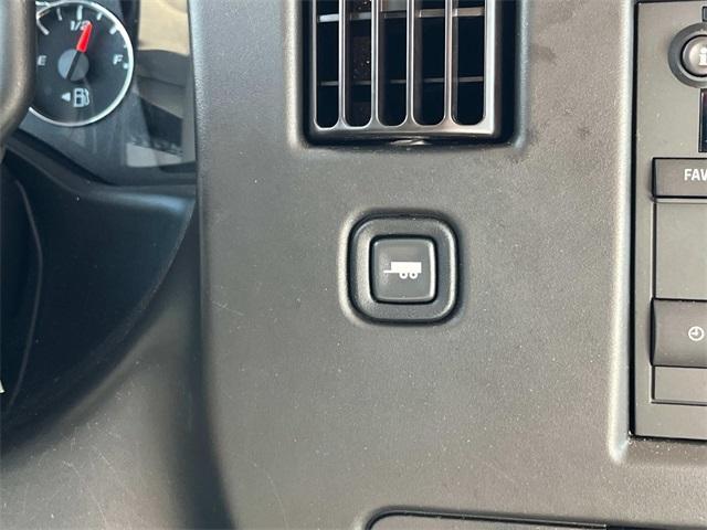 Photo of 2023 Summit White Chevrolet Express 3500