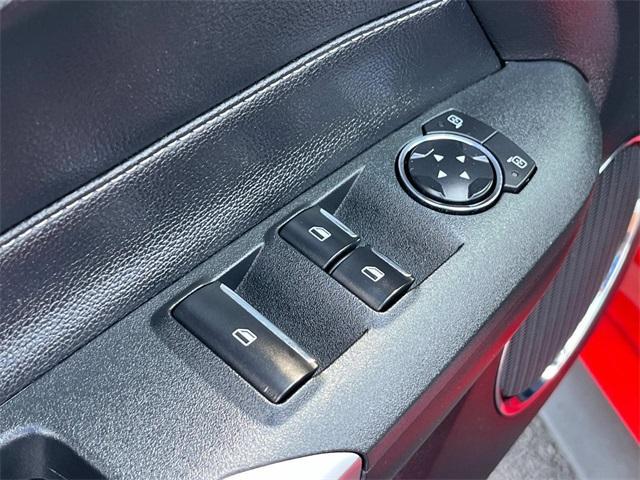 Photo of 2022 Race Red Ford Mustang