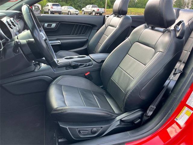 Photo of 2022 Race Red Ford Mustang