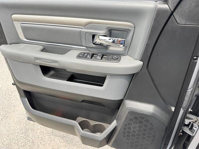 Photo of 2019 Billet Silver Metallic Clearcoat RAM 1500 Classic