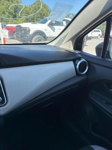 Photo of 2021 Super Black Nissan Versa