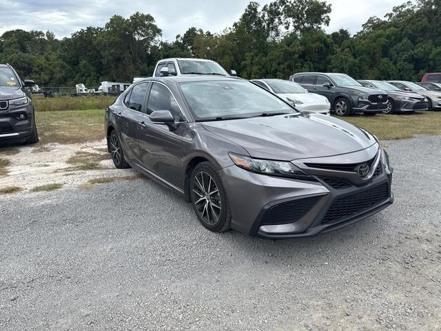 Photo of 2024 Gray Toyota Camry