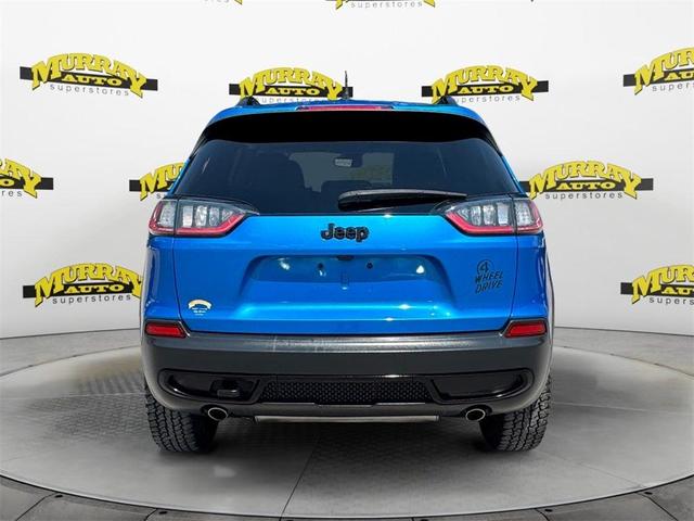 Photo of 2022 Hydro Blue Pearlcoat Jeep Cherokee