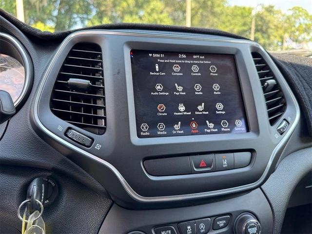 Photo of 2022 Hydro Blue Pearlcoat Jeep Cherokee