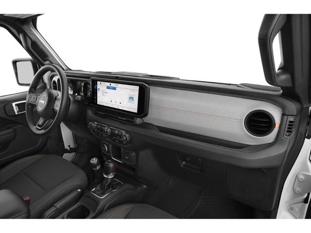 Photo of 2024 Bright White Clearcoat Jeep Gladiator