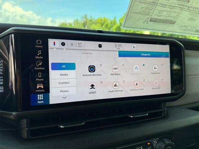Photo of 2025 Black Clearcoat Jeep Gladiator