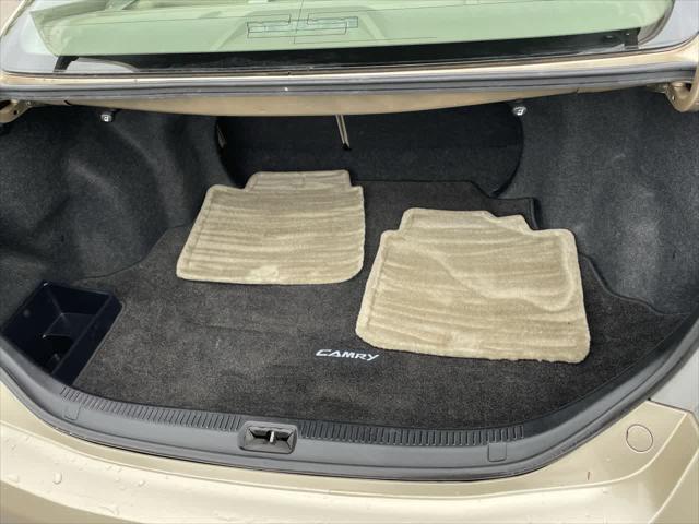 Photo of 2010 Sandy Beach Metallic Toyota Camry