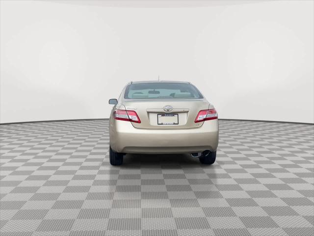 Photo of 2010 Sandy Beach Metallic Toyota Camry