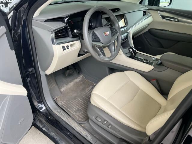 Photo of 2022 Dark Moon Blue Metallic Cadillac XT5