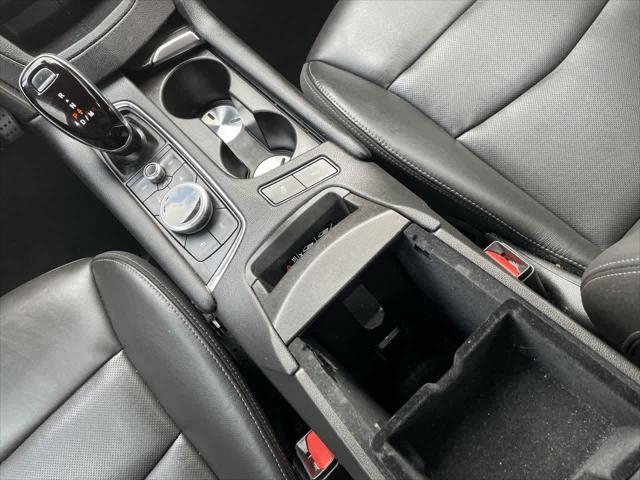 Photo of 2023 Argent Silver Metallic Cadillac XT6