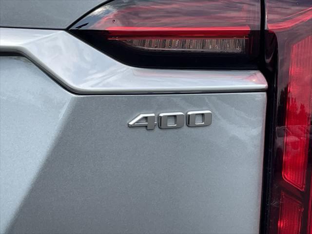 Photo of 2023 Argent Silver Metallic Cadillac XT6