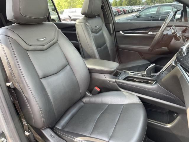 Photo of 2023 Argent Silver Metallic Cadillac XT6