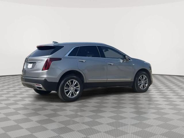 Photo of 2023 Argent Silver Metallic Cadillac XT5
