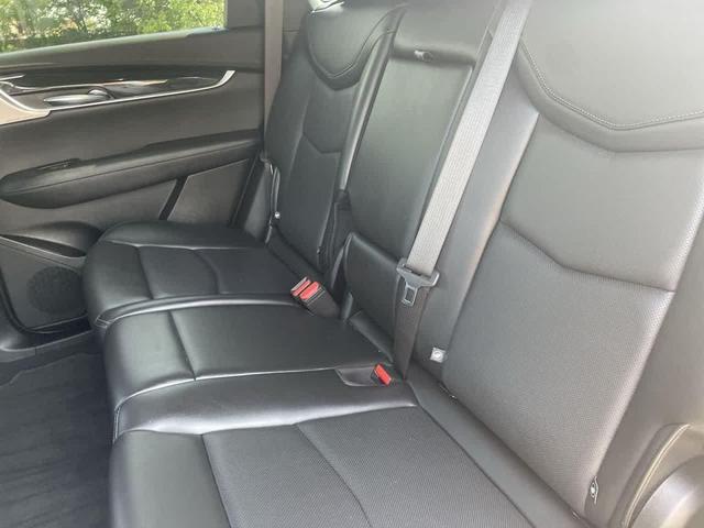 Photo of 2023 Argent Silver Metallic Cadillac XT5