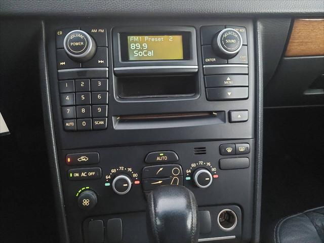 Photo of 2008 Silver Metallic Volvo XC90