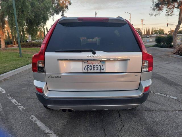 Photo of 2008 Silver Metallic Volvo XC90