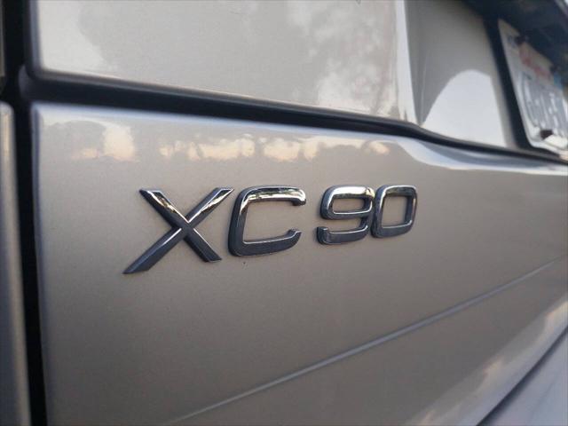Photo of 2008 Silver Metallic Volvo XC90