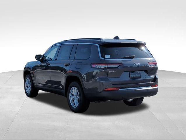 Photo of 2025 Gray Jeep Grand Cherokee L