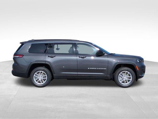 Photo of 2025 Gray Jeep Grand Cherokee L