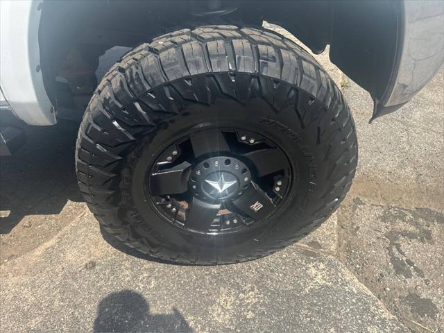 Photo of 2010 Bright White Clearcoat/Light Graystone Pearlcoat Dodge Ram 2500