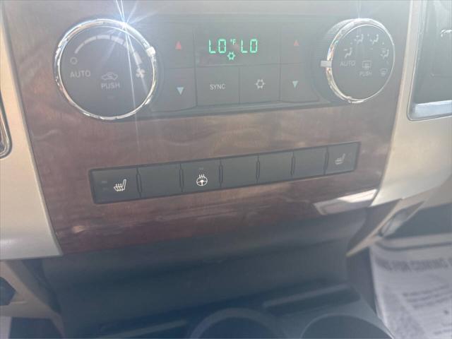 Photo of 2010 Bright White Clearcoat/Light Graystone Pearlcoat Dodge Ram 2500