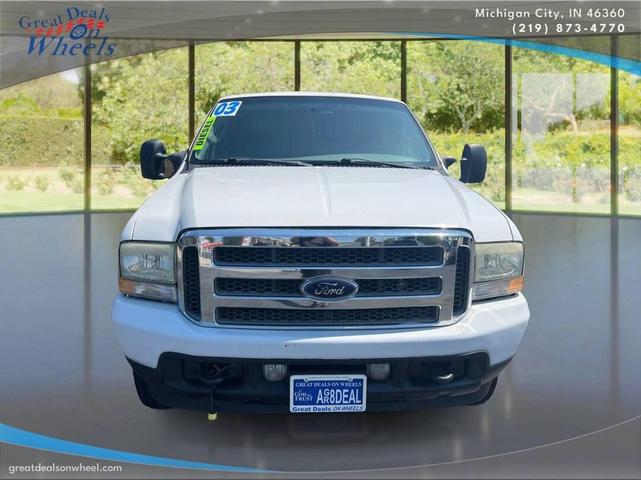 Photo of 2003 Oxford White Clearcoat Ford F-250