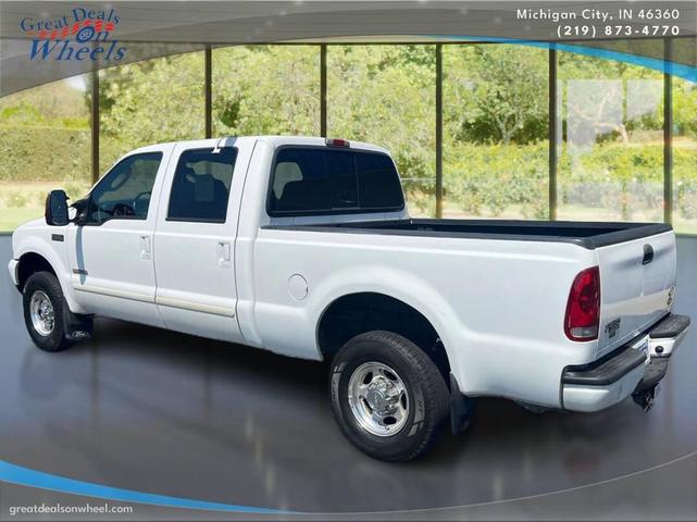 Photo of 2003 Oxford White Clearcoat Ford F-250