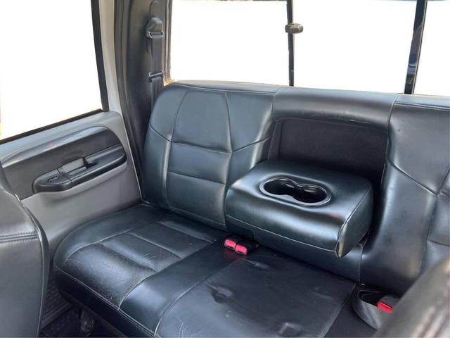 Photo of 2003 Oxford White Clearcoat Ford F-250