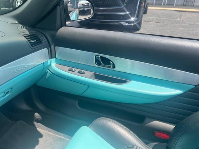 Photo of 2002 Thunderbird Blue Ford Thunderbird