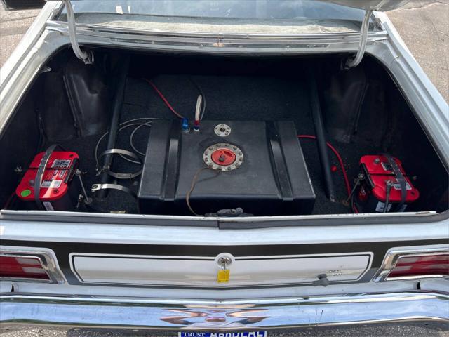 Photo of 1974 White Plymouth Duster