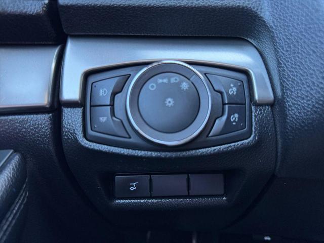 Photo of 2019 Blue Metallic Ford Explorer