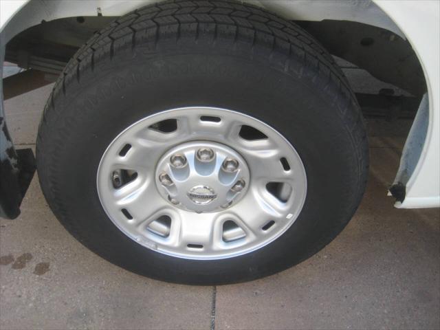 Photo of 2021 Glacier White Nissan NV Cargo NV2500 HD