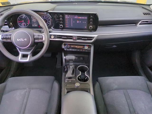 Photo of 2022 Ebony Black Kia K5