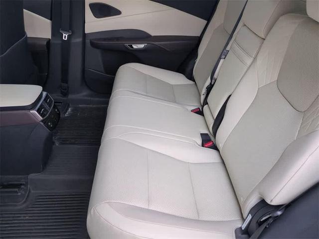 Photo of 2023 Eminent White Pearl Lexus RX 350