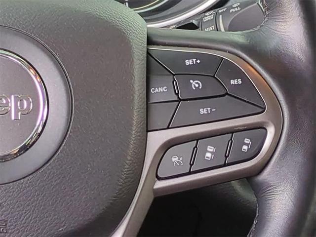 Photo of 2021 Olive Green Pearlcoat Jeep Cherokee