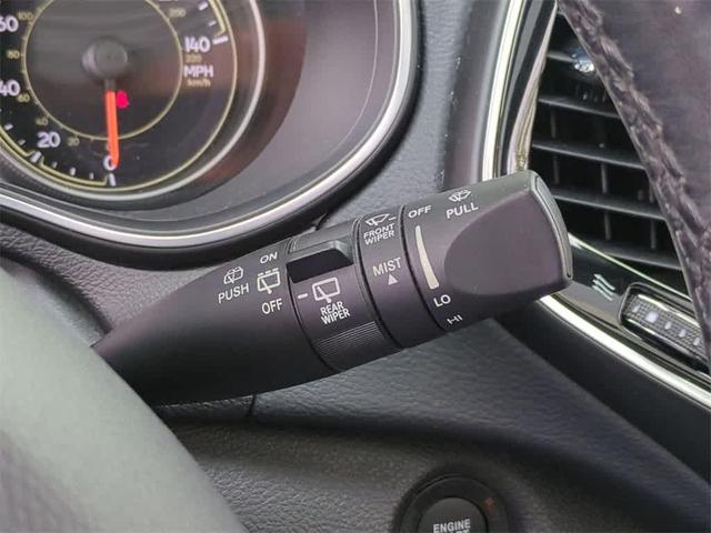 Photo of 2021 Olive Green Pearlcoat Jeep Cherokee