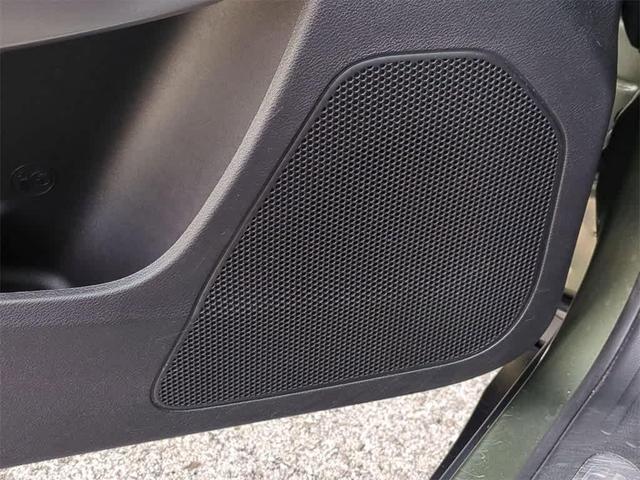 Photo of 2021 Olive Green Pearlcoat Jeep Cherokee