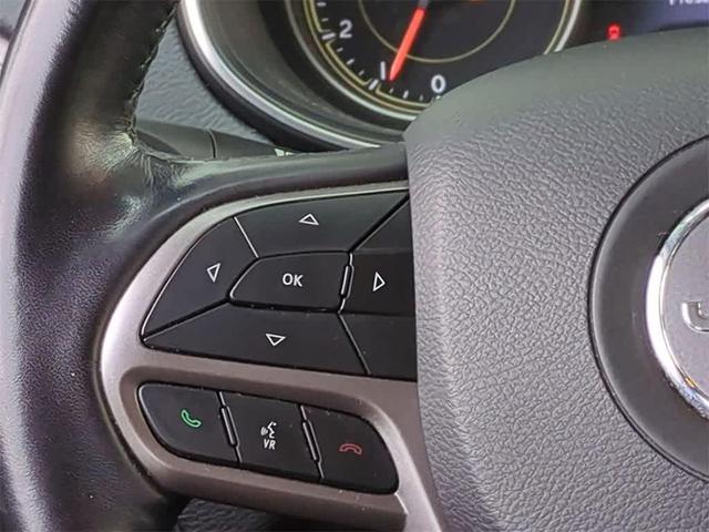Photo of 2021 Olive Green Pearlcoat Jeep Cherokee