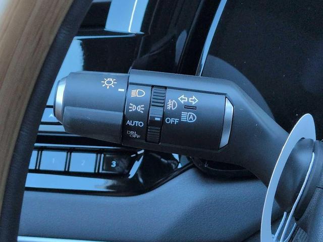 Photo of 2025 Eminent White Pearl Lexus RX 350