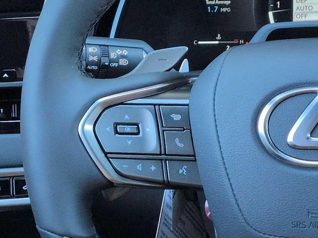 Photo of 2025 Eminent White Pearl Lexus RX 350
