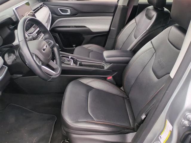Photo of 2022 Billet Silver Metallic Clearcoat Jeep Compass