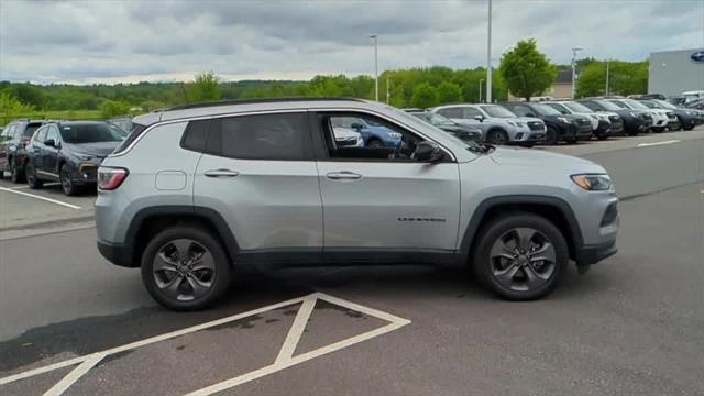 Photo of 2022 Billet Silver Metallic Clearcoat Jeep Compass
