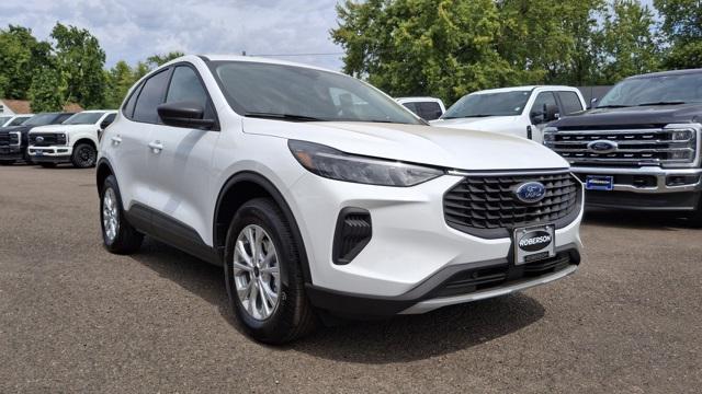 Photo of 2025 Oxford White Ford Escape
