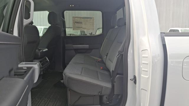 Photo of 2025 White Metallic Ford F-150