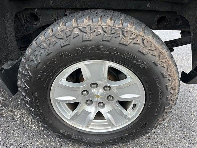 Photo of 2017 Black Chevrolet Silverado 1500