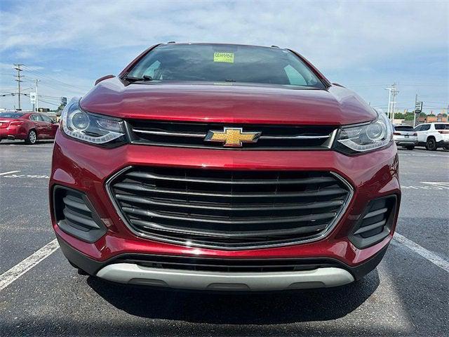 Photo of 2022 Crimson Metallic Chevrolet Trax