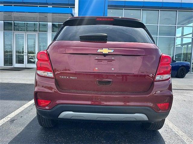 Photo of 2022 Crimson Metallic Chevrolet Trax